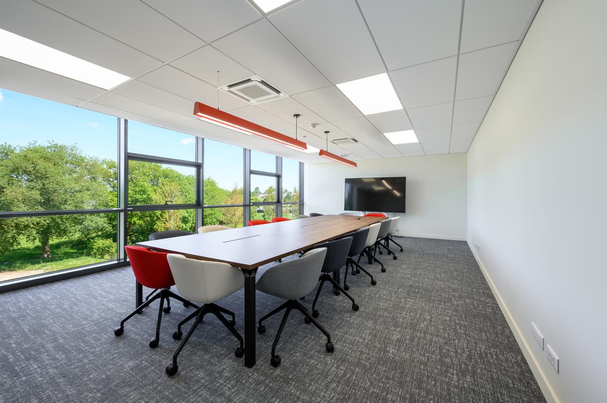 Espaces bureau et salles de réunion